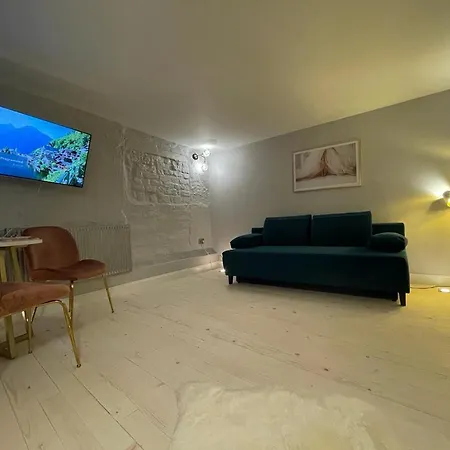 Cute For Young Travellers Apartment *